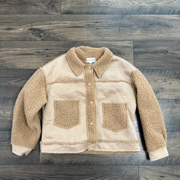 Teddy Jacket - Picture 2 of 5